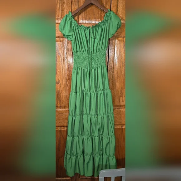 Amazon | Dresses | Amazon Generic Renaissance Green Ruched Ruffled Cottage  Corset Peasant S | Poshmark